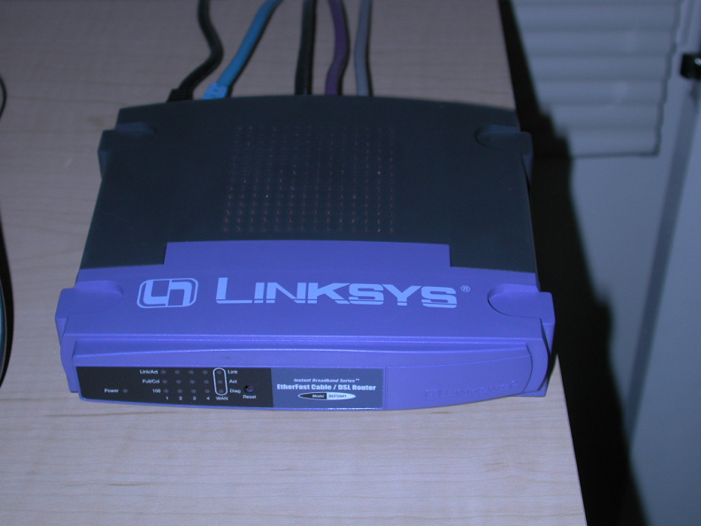 Linksys-Cable-Router-Top.jpg