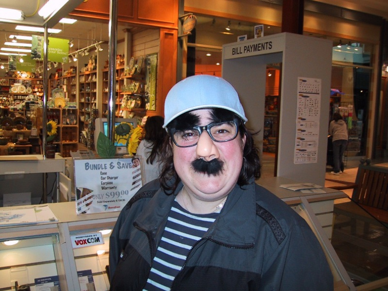 Groucho-Meg.jpg