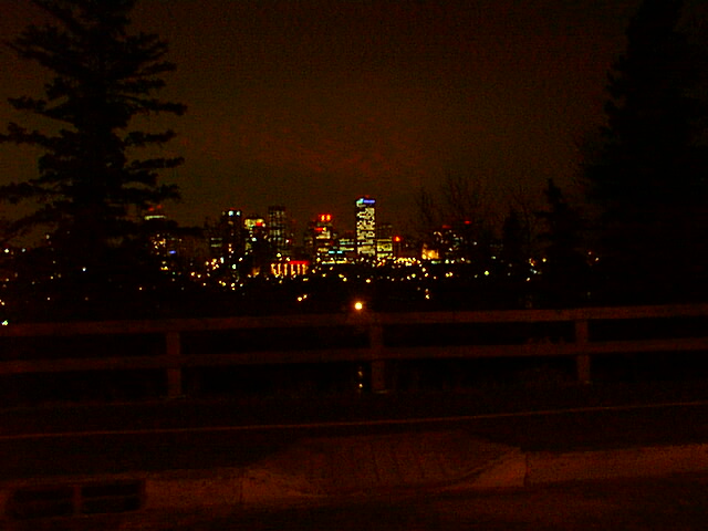 Edmonton-at-night-1.jpg